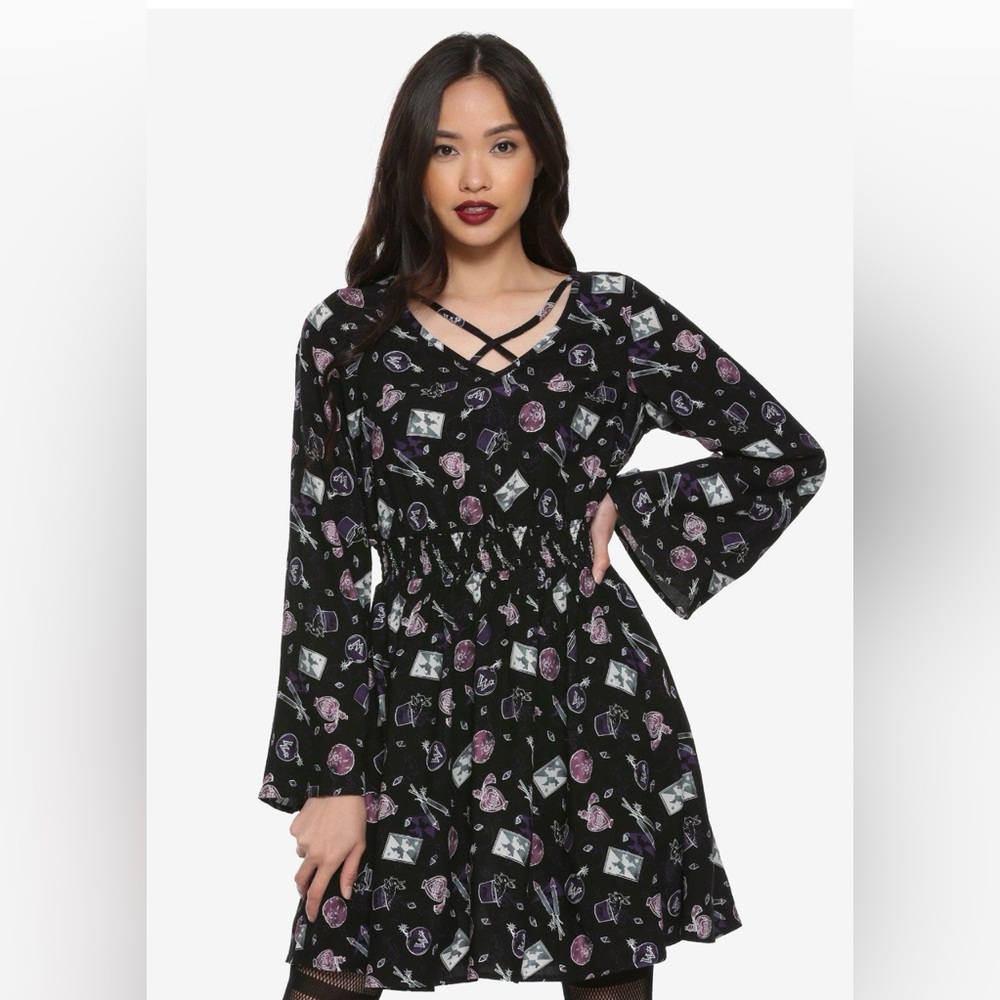 Hot Topic Harry Potter Weasleys' Wizard Wheezes Dress- XS-with Tags and pockets